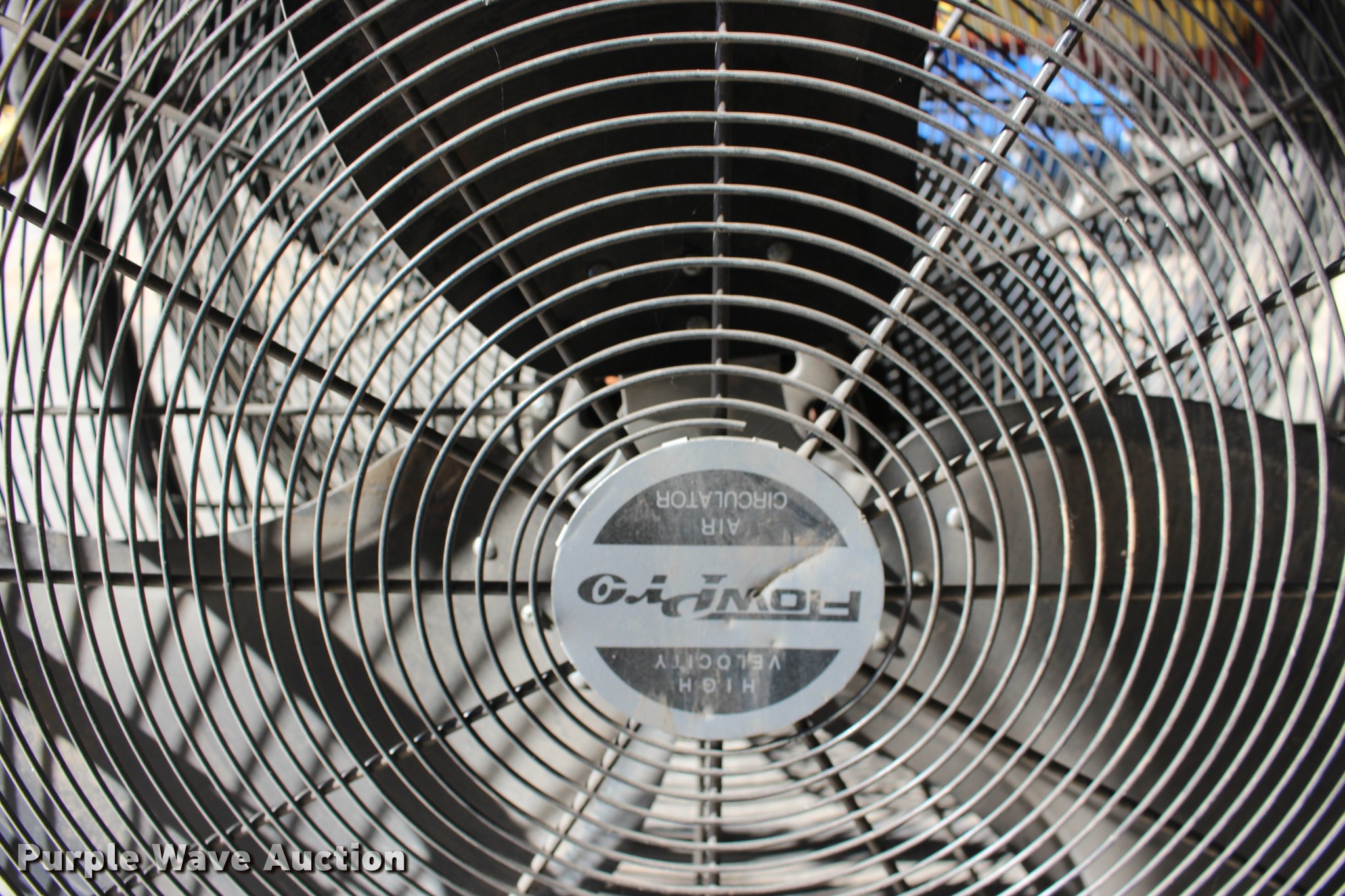 (2) Flow Pro shop fans in Pratt, KS | Item DA4475 sold | Purple Wave