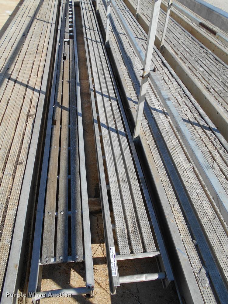 image for item AH9873 (2) aluminum scaffold planks