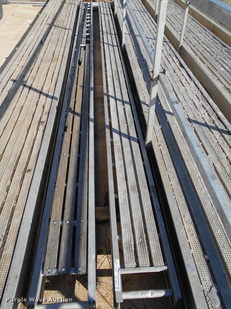 image for item AH9873 (2) aluminum scaffold planks