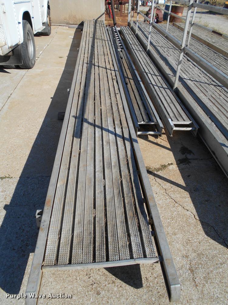 image for item AH9874 (2) aluminum scaffold planks