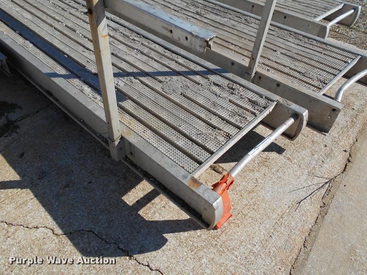 image for item AH9874 (2) aluminum scaffold planks
