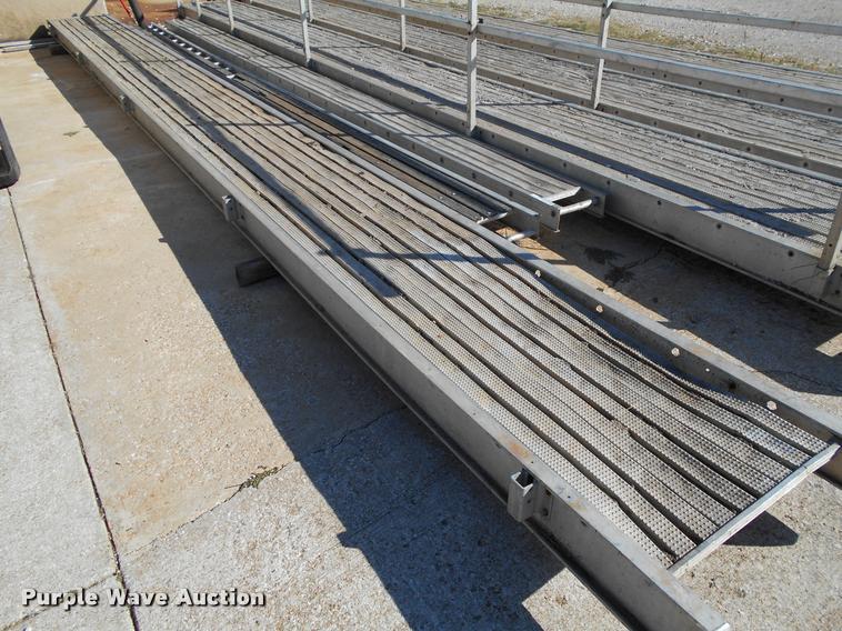 image for item AH9874 (2) aluminum scaffold planks