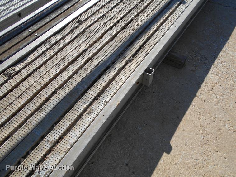 image for item AH9874 (2) aluminum scaffold planks