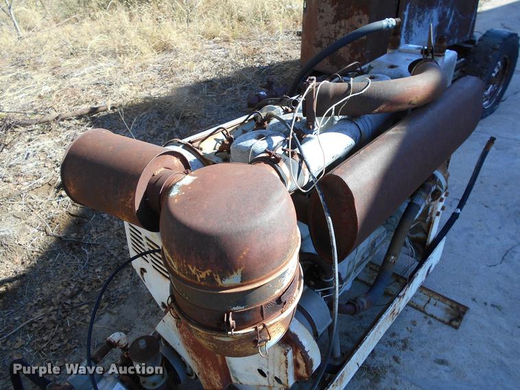 image for item AH9876 Deutz F6L912 six cylinder diesel engine