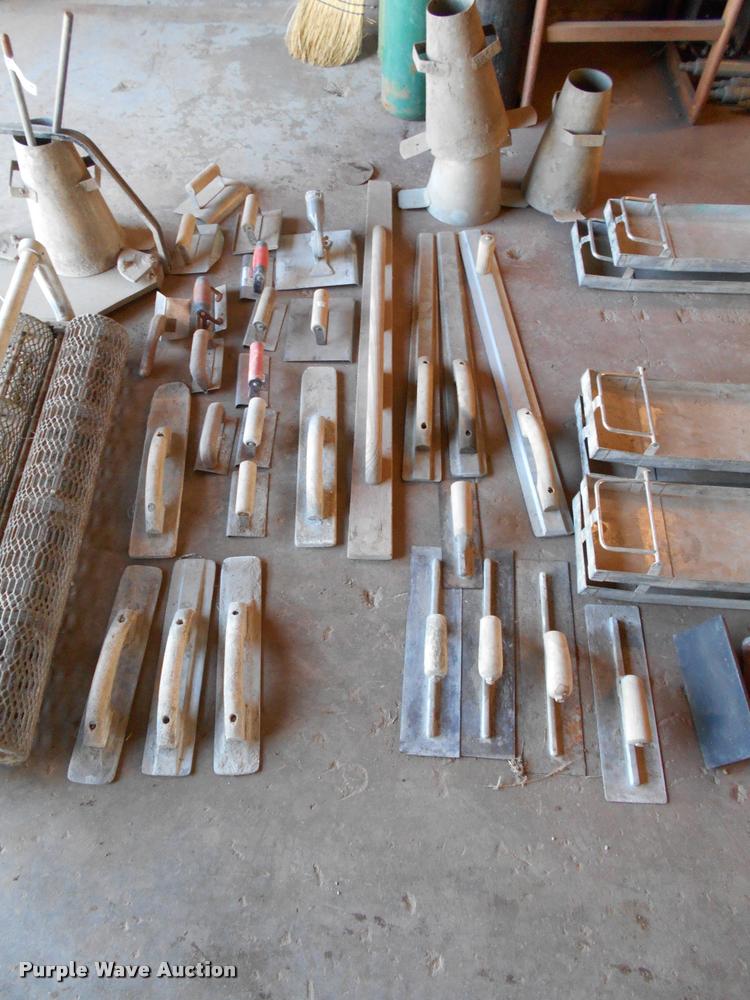image for item AH9877 Concrete tools