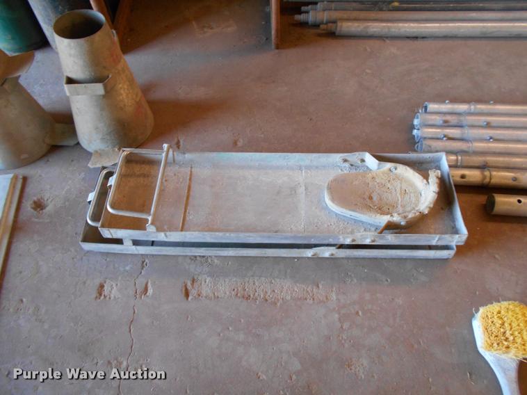 image for item AH9877 Concrete tools