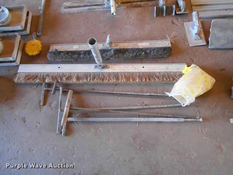 image for item AH9877 Concrete tools