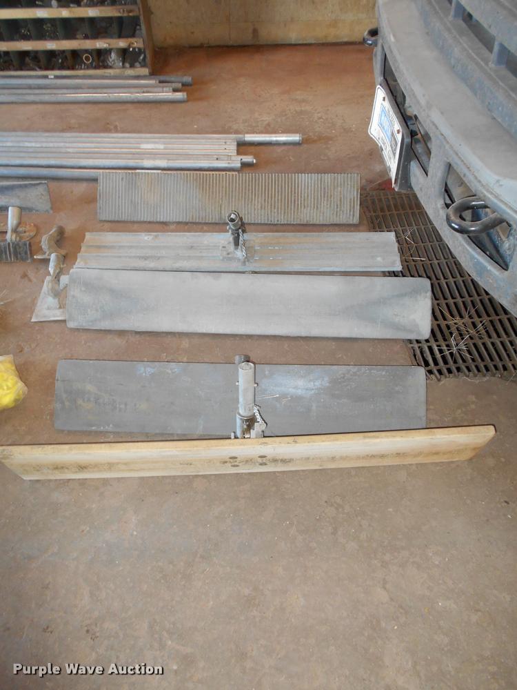 image for item AH9877 Concrete tools