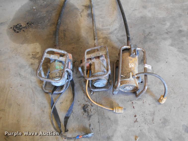 image for item AH9878 (3) concrete vibrators/whips