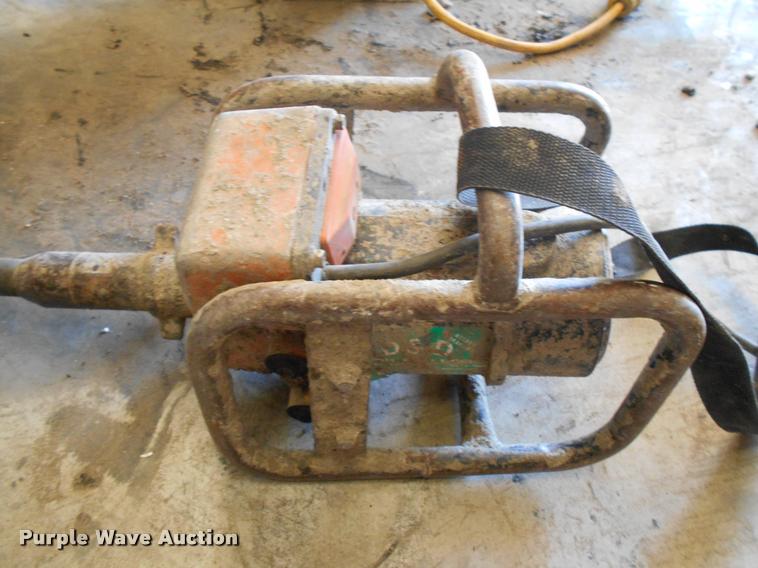 image for item AH9878 (3) concrete vibrators/whips