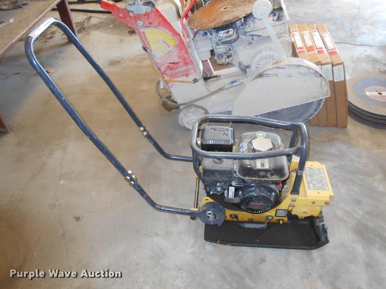 image for item AH9882 Bomag BVP18/45 plate compactor