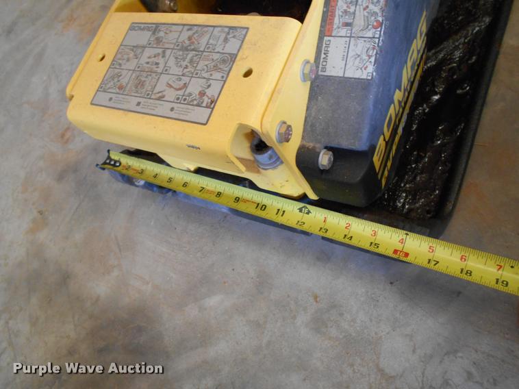 image for item AH9882 Bomag BVP18/45 plate compactor