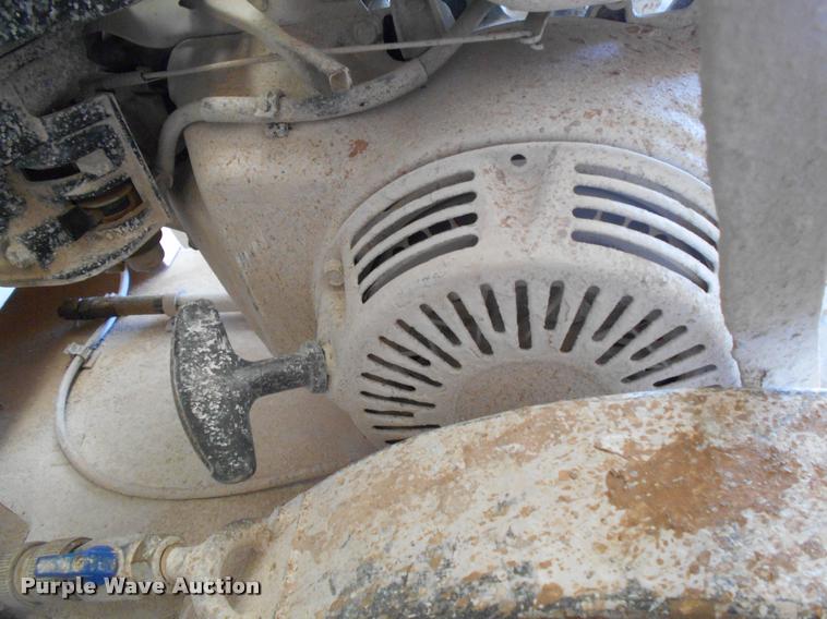 image for item AH9883 Husqvarna FS400LV concrete saw