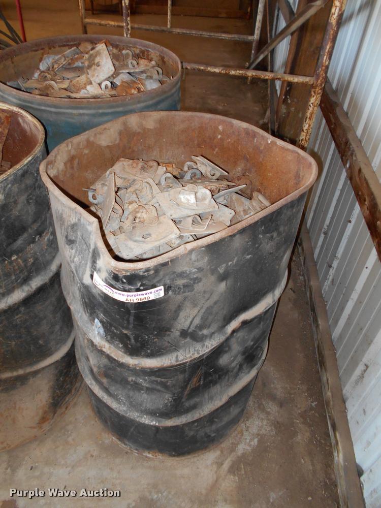 image for item AH9889 Camlock form tires