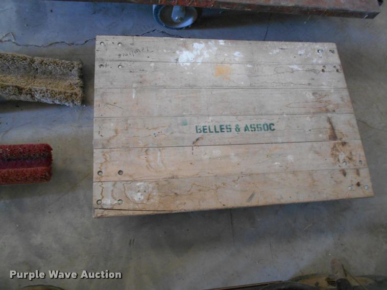 image for item AH9892 (8) shop carts