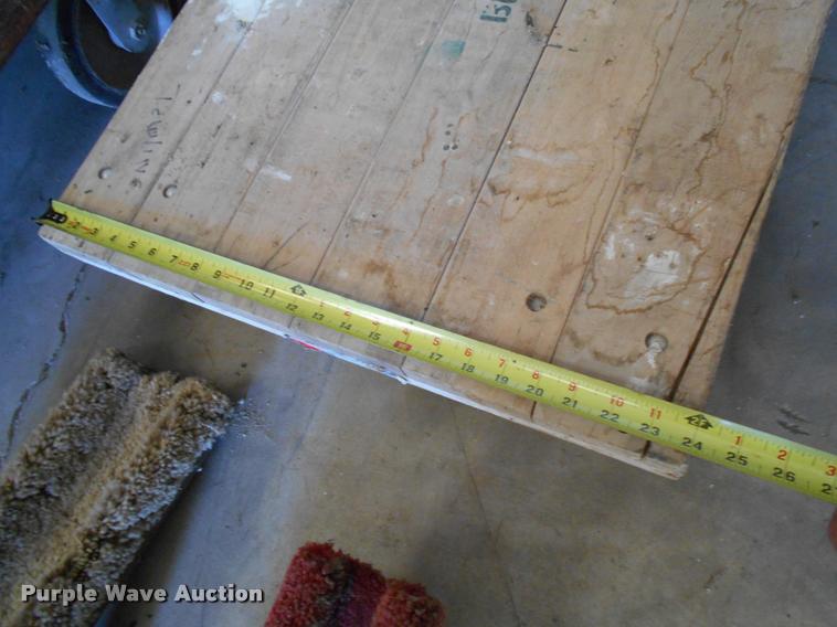 image for item AH9892 (8) shop carts