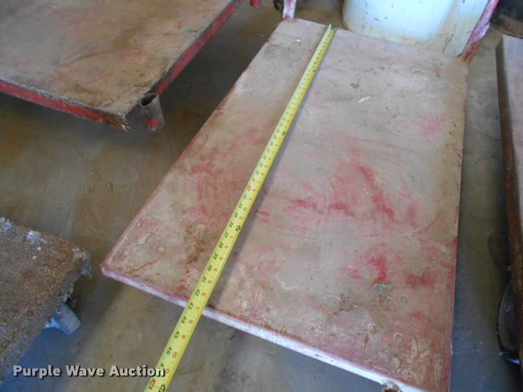 image for item AH9892 (8) shop carts