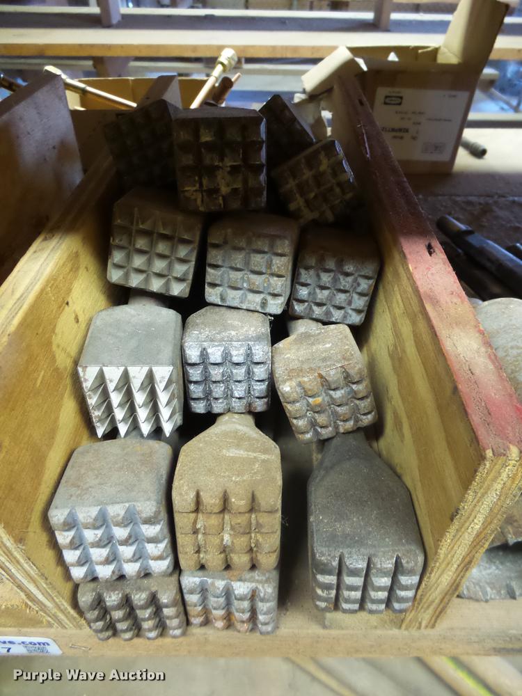 image for item AH9917 Breaker bits