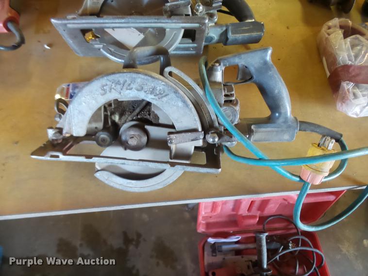 image for item AH9919 (4) circular saws