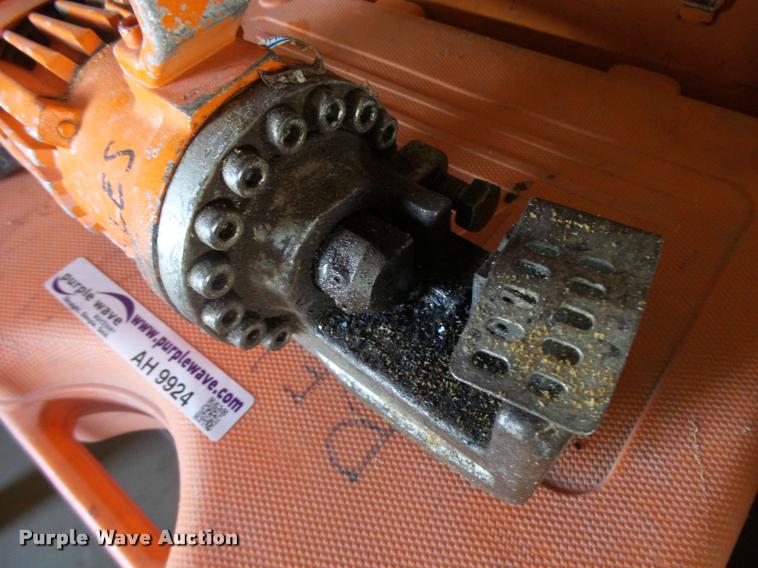 image for item AH9924 (2) rebar cutters