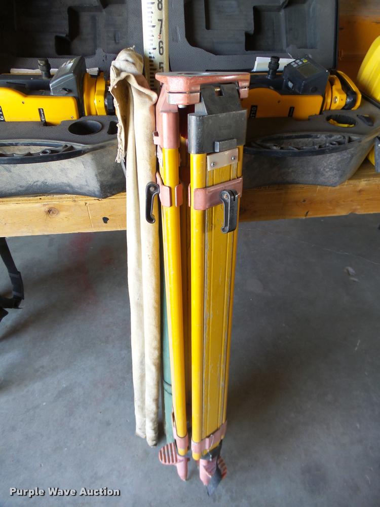 image for item AH9927 CST/Berger DGT10 digital transit