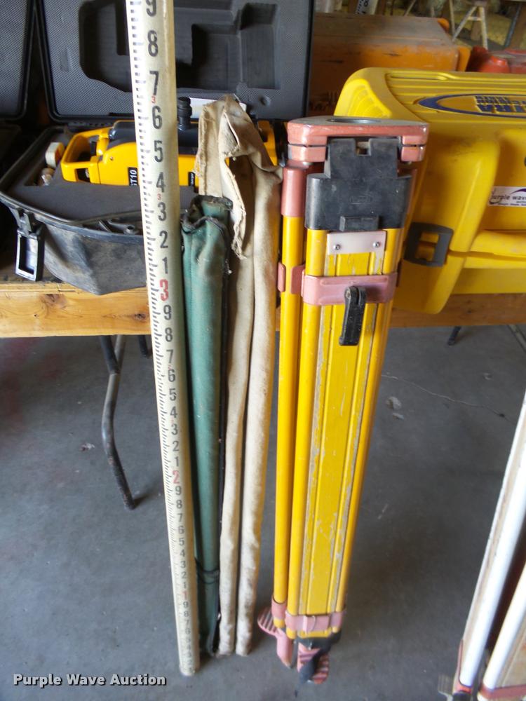 image for item AH9927 CST/Berger DGT10 digital transit