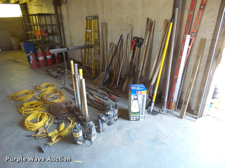 image for item AH9943 Tools