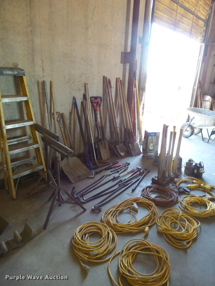 image for item AH9943 Tools