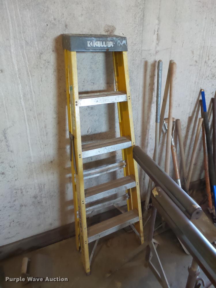 image for item AH9943 Tools