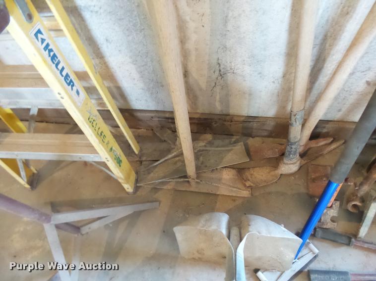 image for item AH9943 Tools