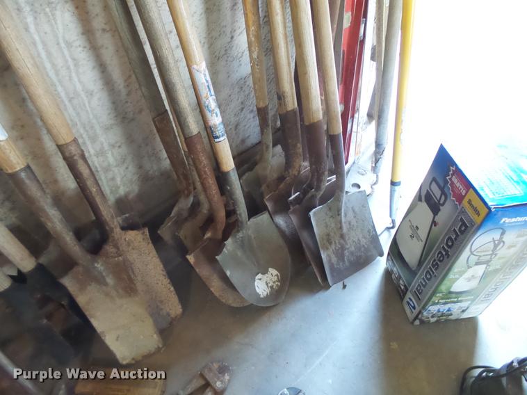 image for item AH9943 Tools