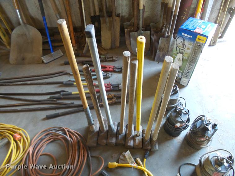 image for item AH9943 Tools