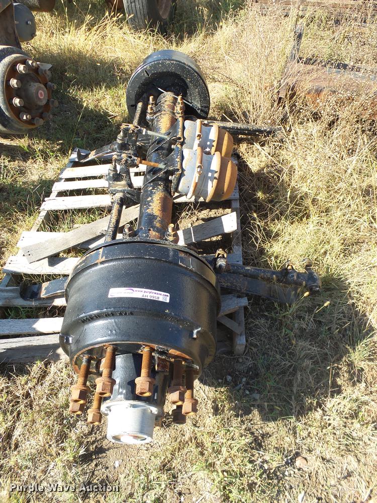 image for item AH9958 Truck axle