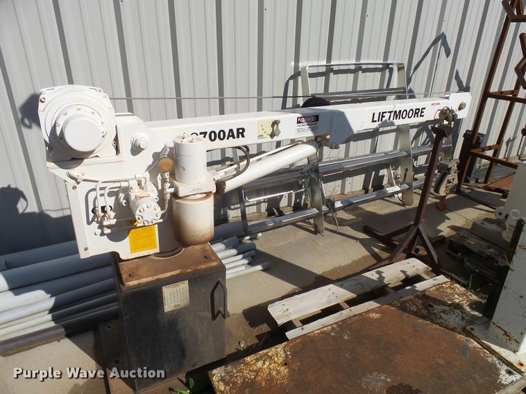 image for item AH9961 Liftmoore 2700AR truck crane