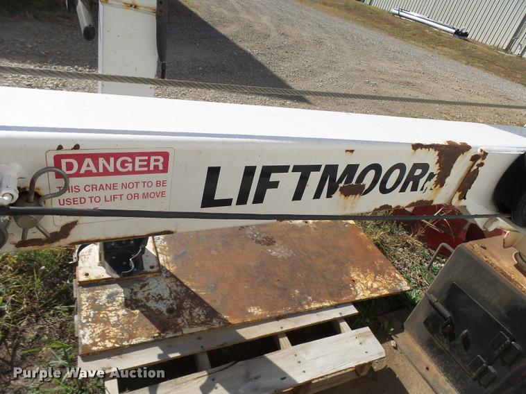 image for item AH9961 Liftmoore 2700AR truck crane