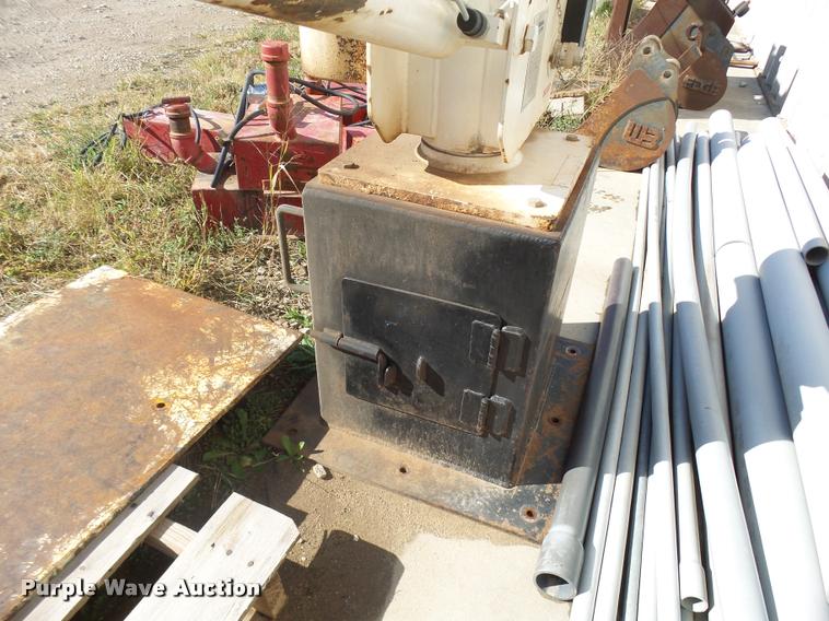 image for item AH9961 Liftmoore 2700AR truck crane