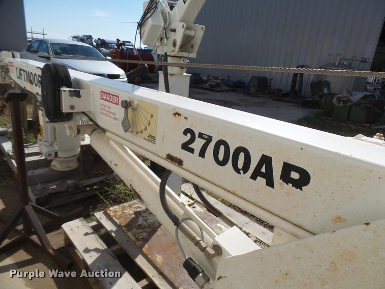 image for item AH9961 Liftmoore 2700AR truck crane