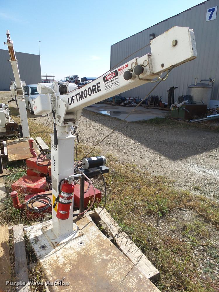 Liftmoore L21 truck crane in Sterling, KS Item AH9962 sold Purple Wave