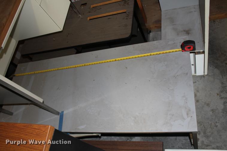 image for item AQ9610 Office furniture