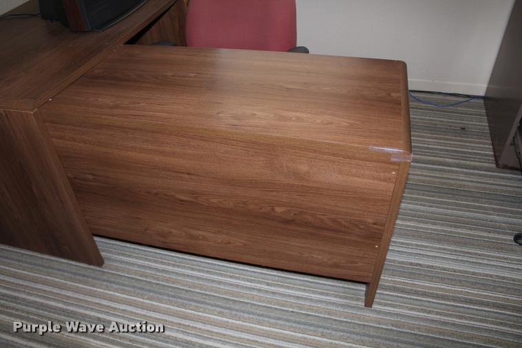 image for item AQ9610 Office furniture