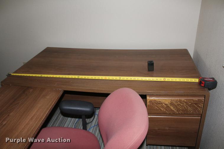 image for item AQ9610 Office furniture