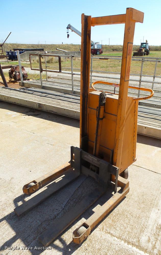 image for item AS9513 Rol-lift stacker