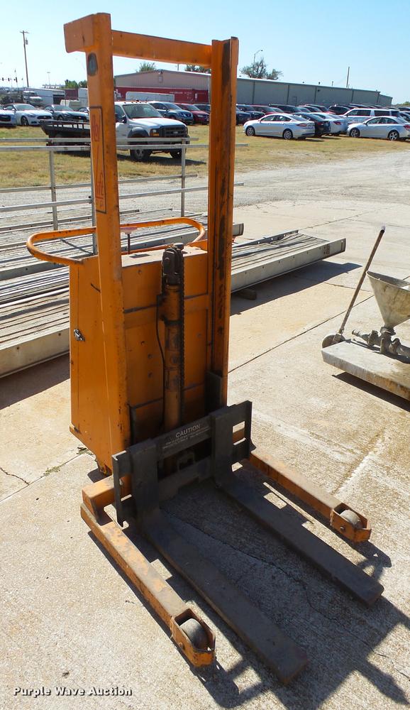 image for item AS9513 Rol-lift stacker