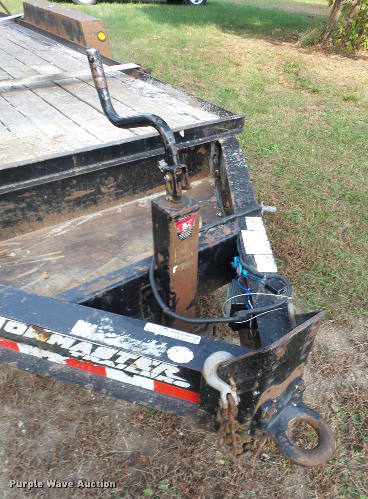 image for item AX9059 2006 Towmaster Trail King T-14DP equipment trailer