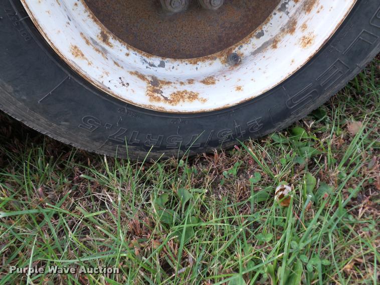 image for item AX9059 2006 Towmaster Trail King T-14DP equipment trailer