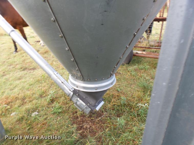 image for item B8804 Cumberland grain bin