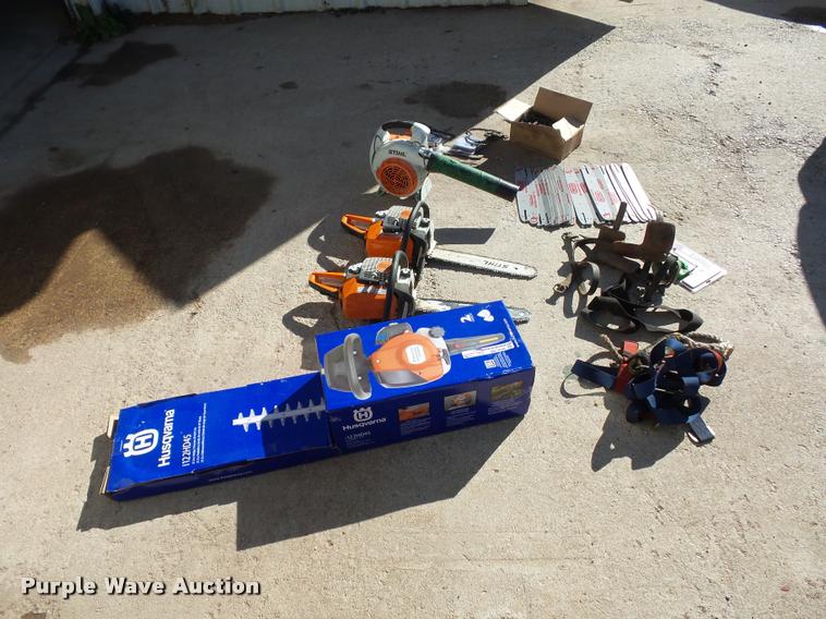 image for item BG9595 Lawn and garden equipment