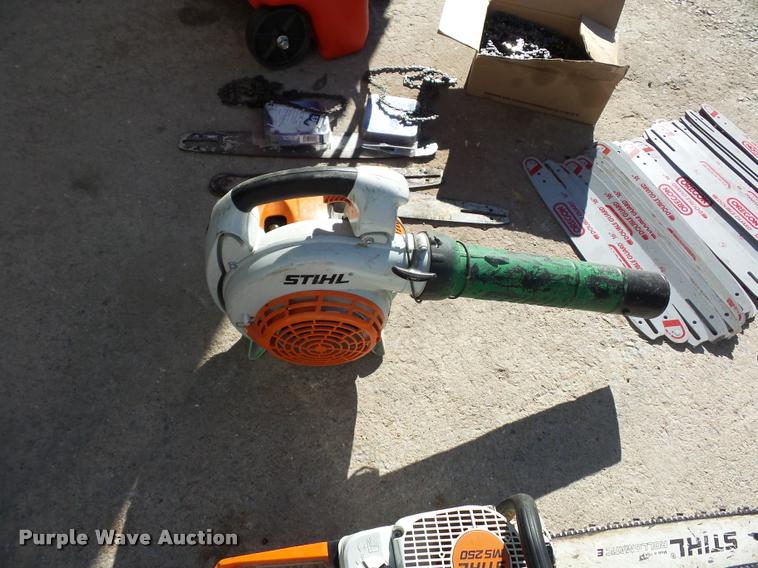 image for item BG9595 Lawn and garden equipment