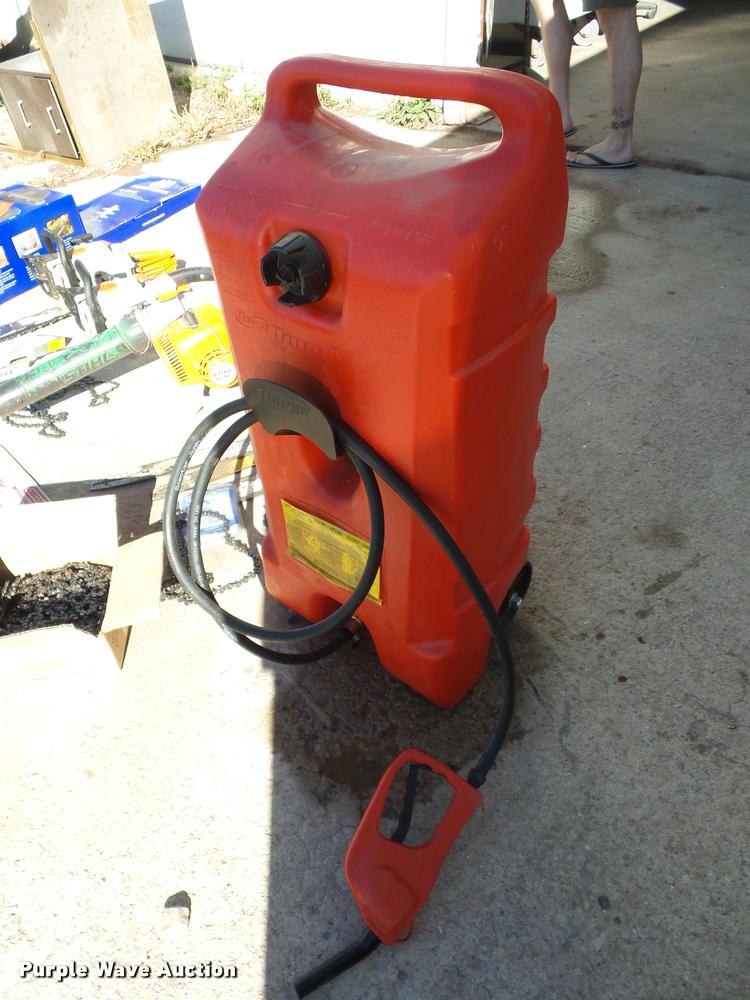 image for item BG9595 Lawn and garden equipment