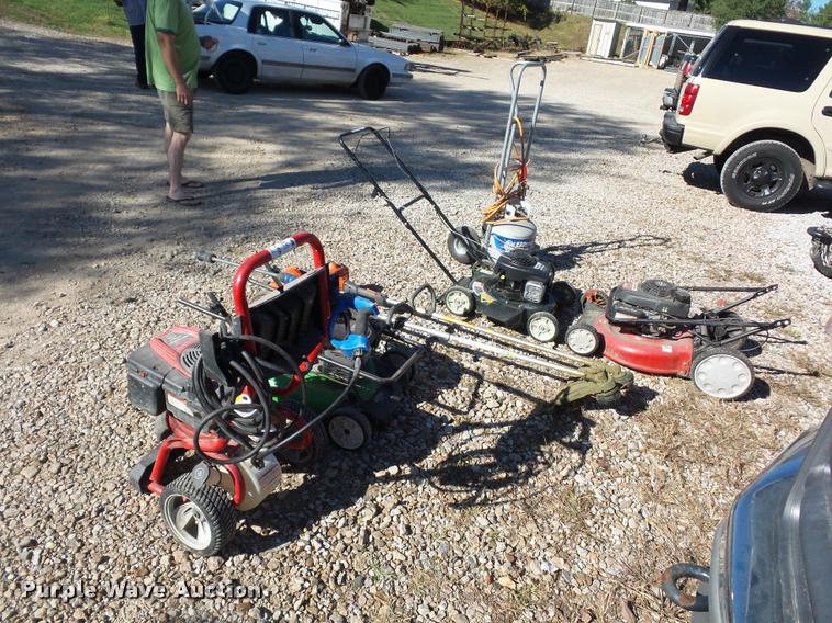 image for item BG9596 Lawn and garden equipment